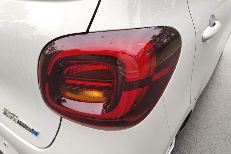 Used Wuling Hongguang MINIEV 2025 Four-Door Version Advanced Edition