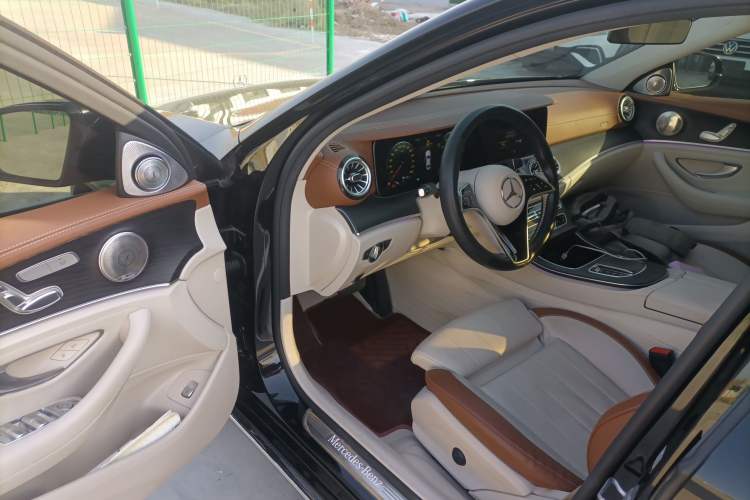 Used Mercedes-Benz E-Class 2022 E 260 L
