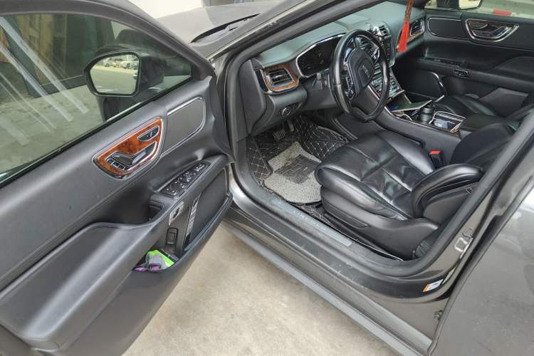 Used Lincoln Continental 2017 2.0T Two-Wheel Drive Deluxe Edition
