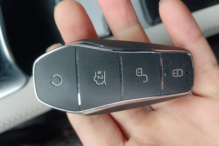 Used BYD Song PLUS New Energy 2025 EV 520km Premium Version
