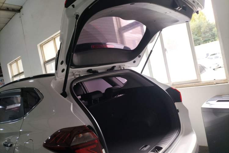 Used Hyundai Tucson 2019 280TGDi Dual-Clutch Two-Wheel Drive Fashion Edition China VI Standard