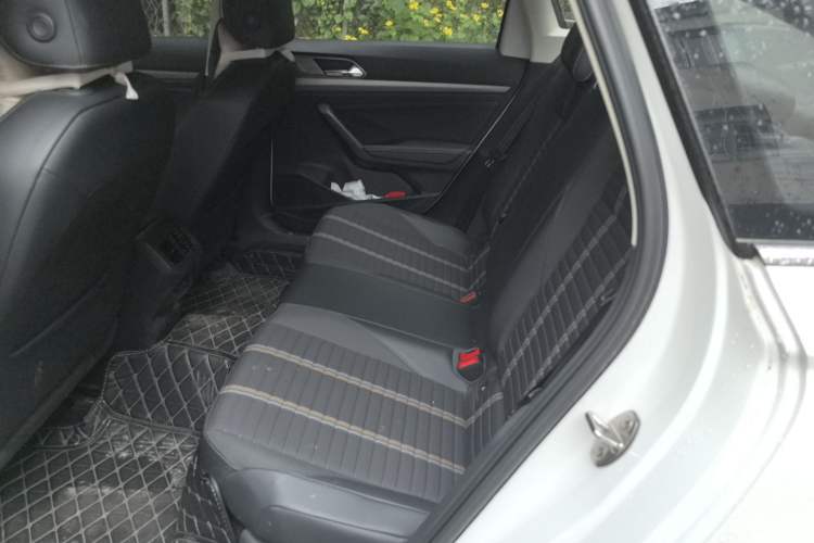 Used Volkswagen Lavida 2019 280TSI DSG Comfort Edition China VI standard Left Rear Seat