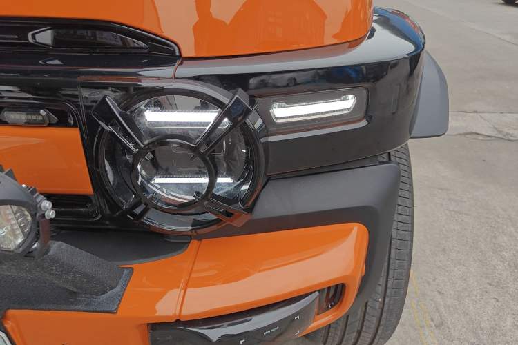 Used iCAR V23 2025 401 Two-Wheel Drive Intelligent Driving Version