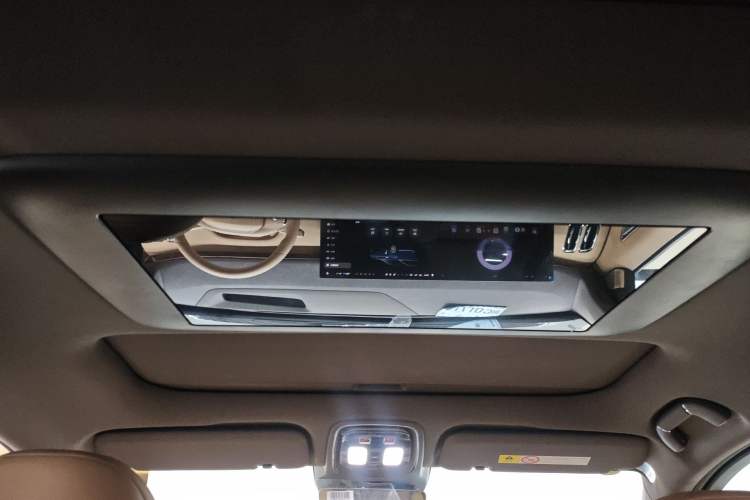 Used Deepal S09 2025 Model Rear-Wheel Drive Ultra+ Long-Range Version Headliner