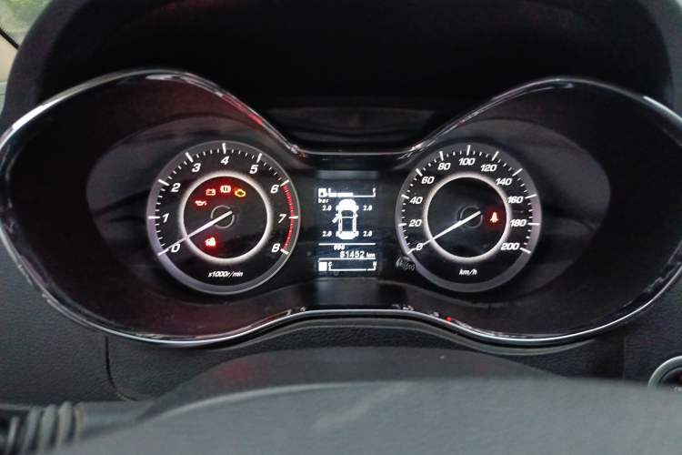 Used Baojun 560 2015 1.8L manual luxury version