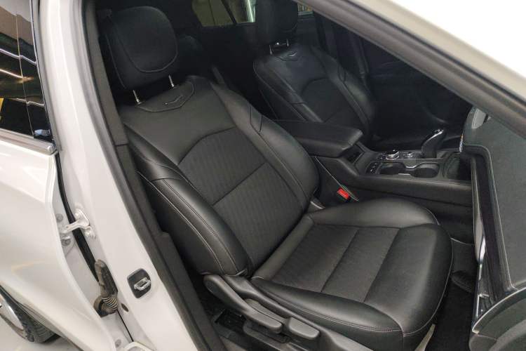 Used Cadillac XT4 2021 28T Two-Wheel Drive Tech Edition
