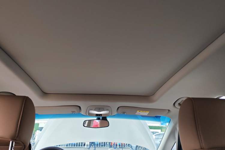 Used Buick GL6 2021 323T Mild Hybrid Connect Luxury Model Headliner