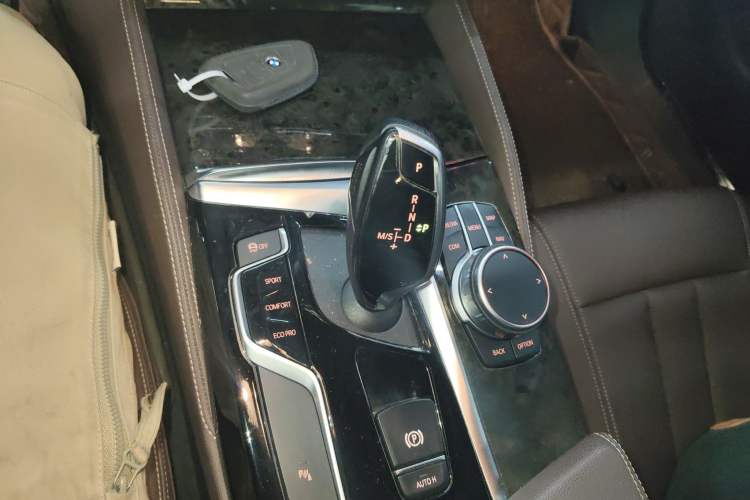 Used BMW 5 Series 2020 525Li M Sport Package
