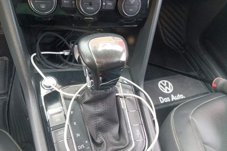 Used Volkswagen Tiguan L 2019 330TSI Automatic Two-Wheel Drive Panoramic Comfort Edition China V Standard