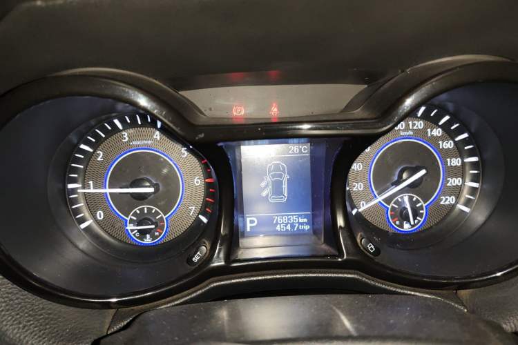 Used JMC Yusheng S350 2016 2.0T Automatic Two-Wheel Drive Gasoline Luxury Version with Sunroof 5 Seats
