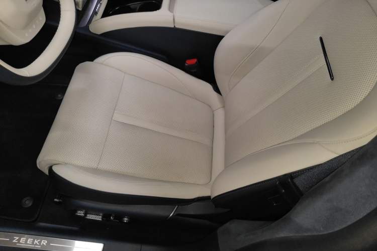 Used Zeekr 007 2025 Rear-Drive Intelligent Driving Version 75 kWh
