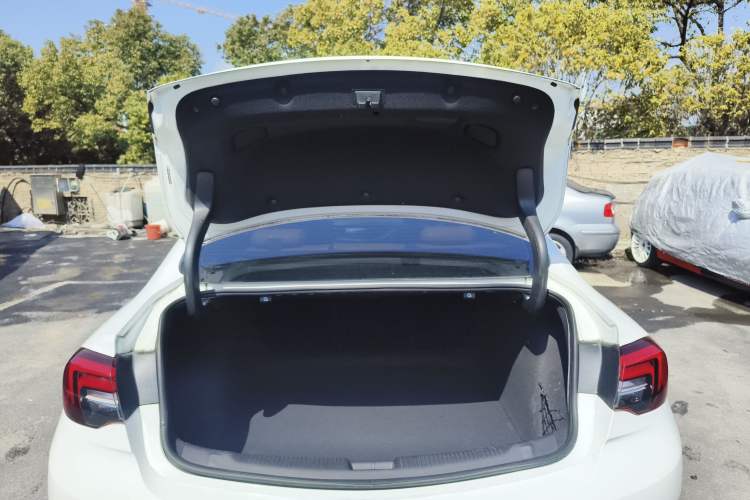 Used Buick Regal 2019 20T Elite Version China V Standard
