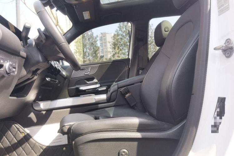 Used Mercedes-Benz GLB 2023 GLB 220 Fashion Model
