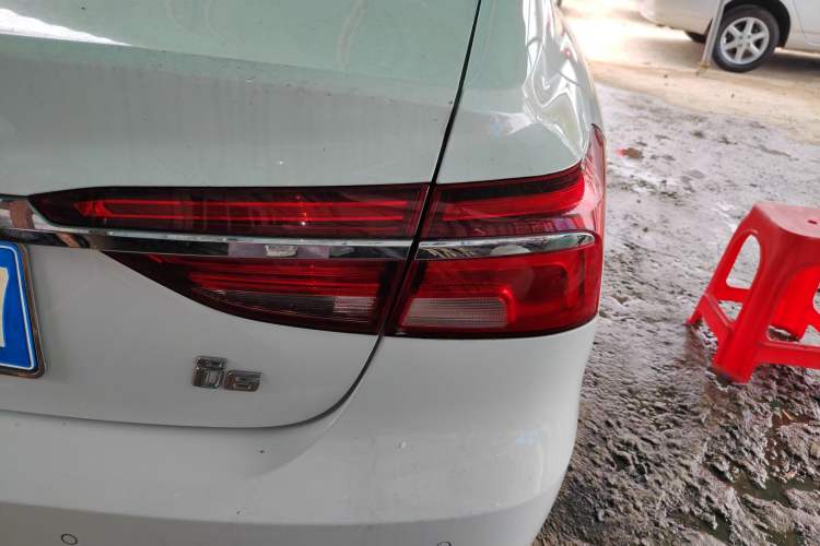 Used Roewe i6 2019 PLUS 1.6L CVT 4G Connected Flagship Deluxe Edition Right Rear Taillight