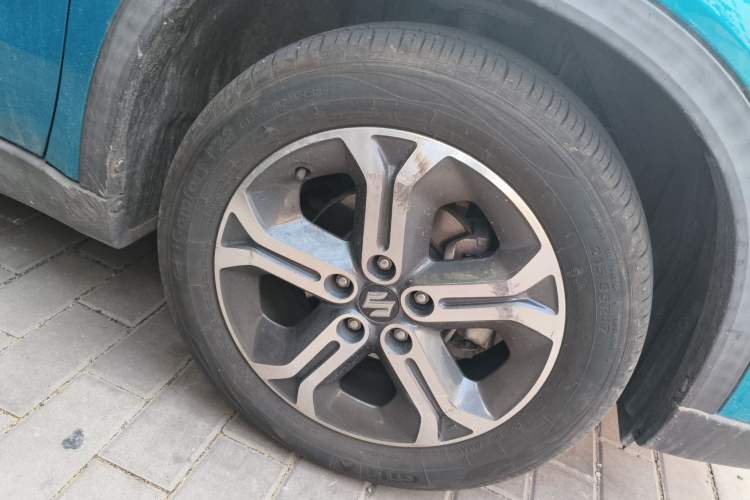 Used Suzuki Vitara 2016 1.4T Automatic 4x4 Flagship Model Right Front Wheel Hub