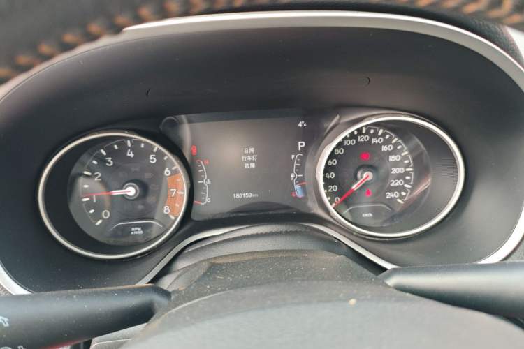 Used Jeep Compass 2017 200T Automatic Family Edition
