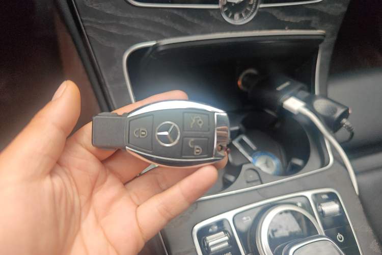 Used Mercedes-Benz C-Class 2016 C 200 L Sport Edition
