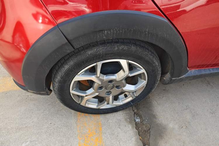 Used Geely Auto Vision X1 2017 1.3L Automatic Fun Edition
