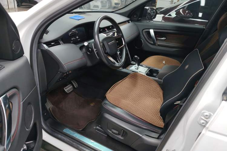 Used Land Rover Discovery Sport New Energy 2022 Facelifted P300e Plug-in Hybrid Electric Version
