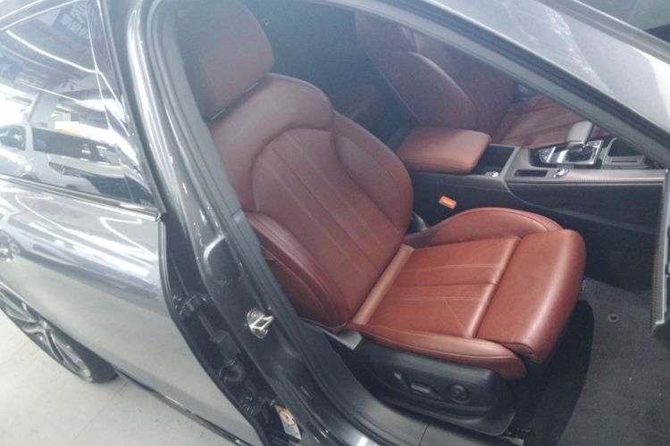 Used Audi A4L 2023 40 TFSI quattro Luxury Dynamic Edition Right Front Seat