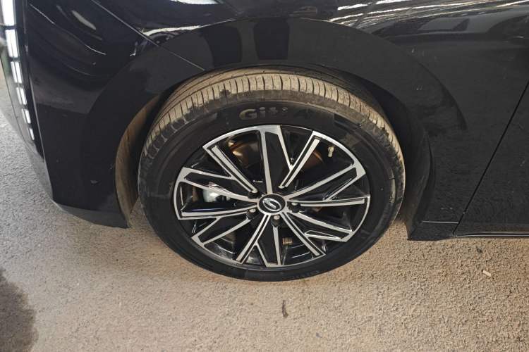 Used GAC Trumpchi Trumpchi E8 2024 Honor Series 2.0L Honor Edition
