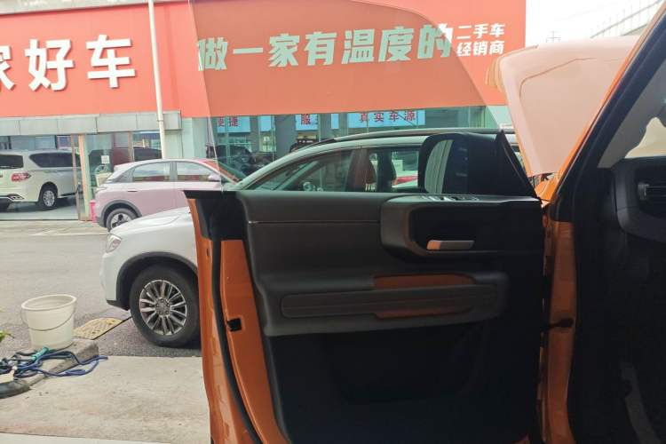 Used BAIC Off-Road BJ40 2024 2.0T All-New Urban Hunter Edition Chivalrous Style