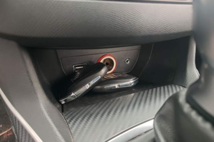 Used Peugeot 408 2016 1.6T Automatic Luxury Edition Vehicle Key