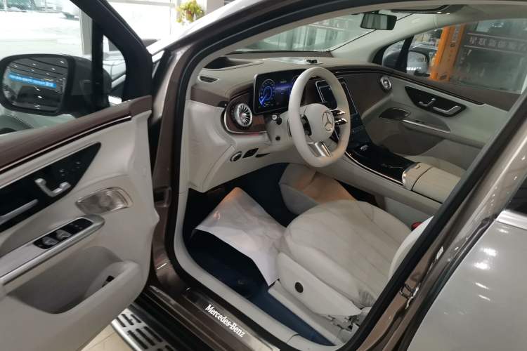 Used Mercedes-Benz EQE SUV 2023 350 4MATIC Luxury Edition