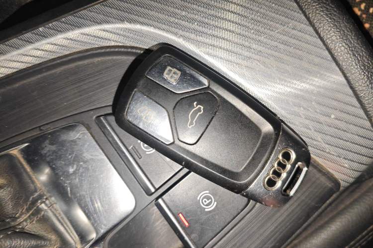 Used Audi A4L 2017 40 TFSI Fashion Model
