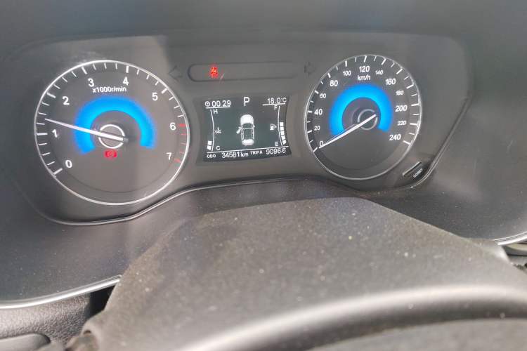 Used Dongfeng Fengon 580 2020 1.5T CVT Luxury Edition
