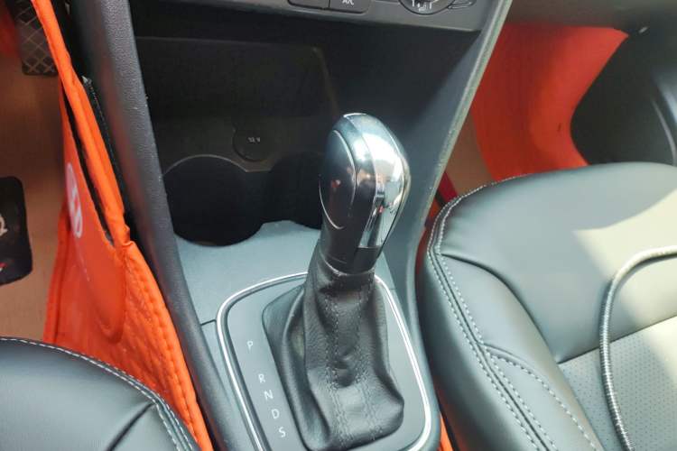 Used Volkswagen Polo 2016 1.4L Automatic Trendy Model
