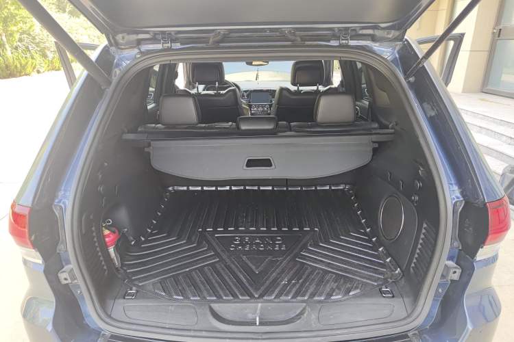 Used Jeep Grand Cherokee 2020 3.0L Elite Navigation Edition
