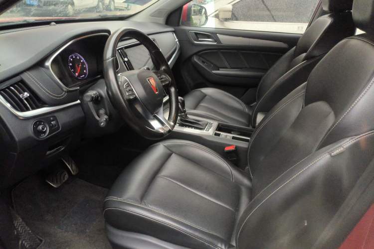 Used Roewe RX5 2016 20T Two-Wheel Drive Automatic Internet Smart Edition