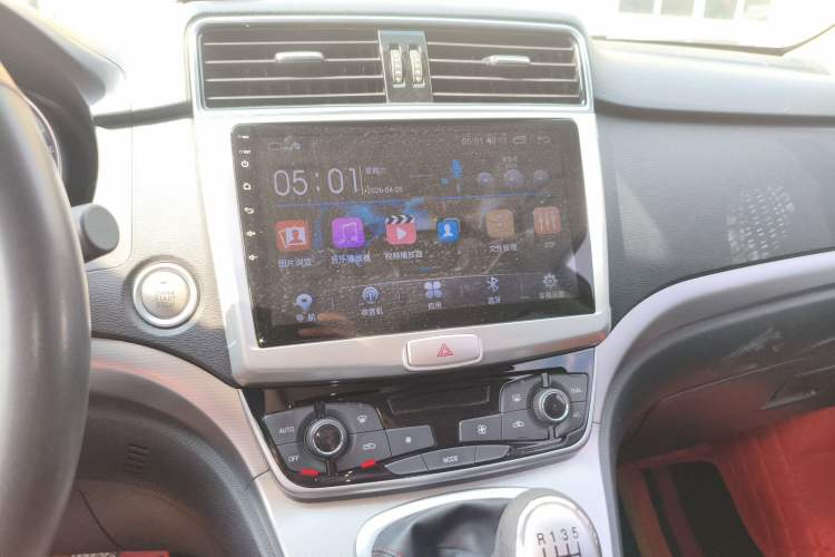 Used Haval M6 2019 1.5T Manual Two-Wheel Drive Urban Version China VI Standard
