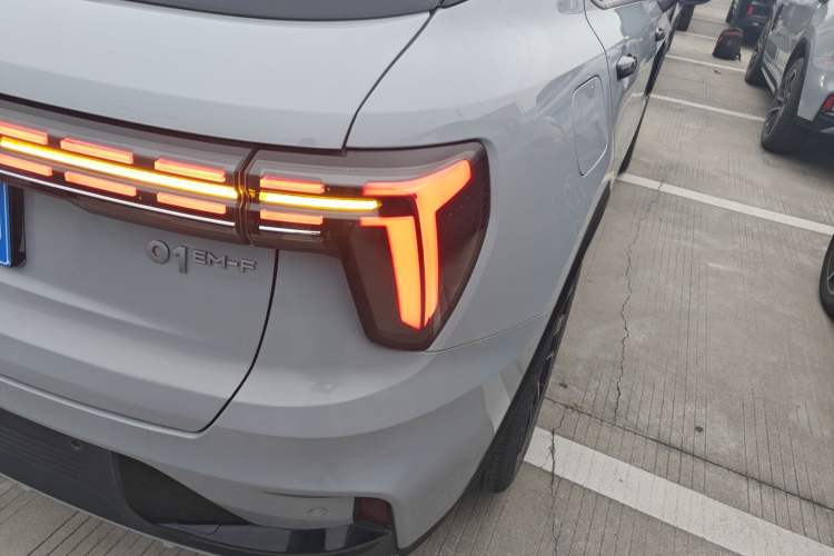 Used Lynk & Co 01 2023 1.5TD EM-F PM Exterior 3