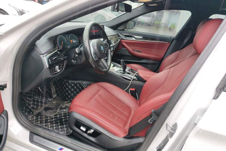 Used BMW 5 Series 2019 530Li Luxury Edition M Sport Package Left Front Seat