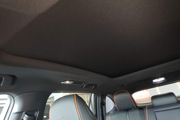 Used Toyota Crown Kluger 2026 Model 2.5L HEV All-Wheel-Drive Prestige Edition Headliner