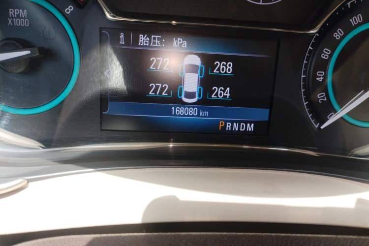 Used Buick LaCrosse 2013 2.4L SIDI Leading Comfort Version Odometer Close Up