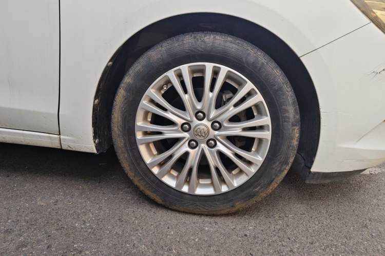 Used Buick GT 2015 18T Dual-Clutch Luxury Model
