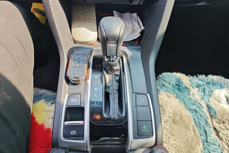 Used Honda Civic 2016 220TURBO CVT Luxury Edition
