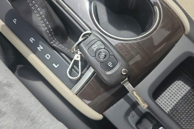 Used Buick Verano 2018 Sedan 15S Automatic Leading Model Vehicle Key