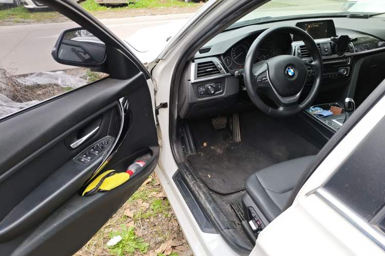 Used BMW 3 Series 2016 320Li Fashion Model
