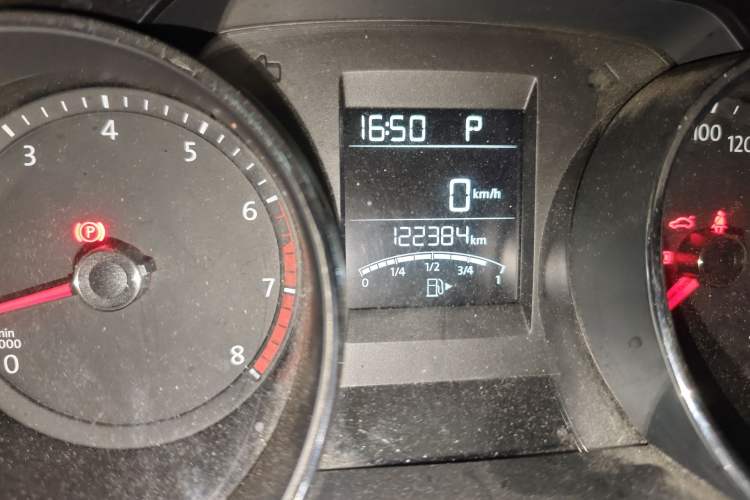 Used Volkswagen C-TREK 2018 1.5L Automatic Comfort Model Odometer Close Up