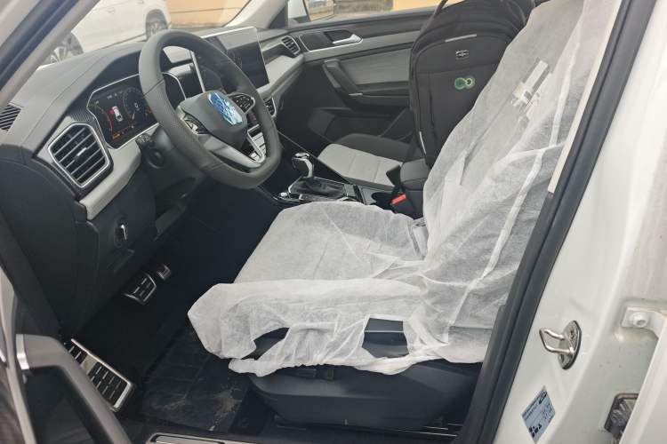 Used Volkswagen Tayron X 2024 330TSI Two-Wheel-Drive Prestige High-Energy Edition Left Front Seat