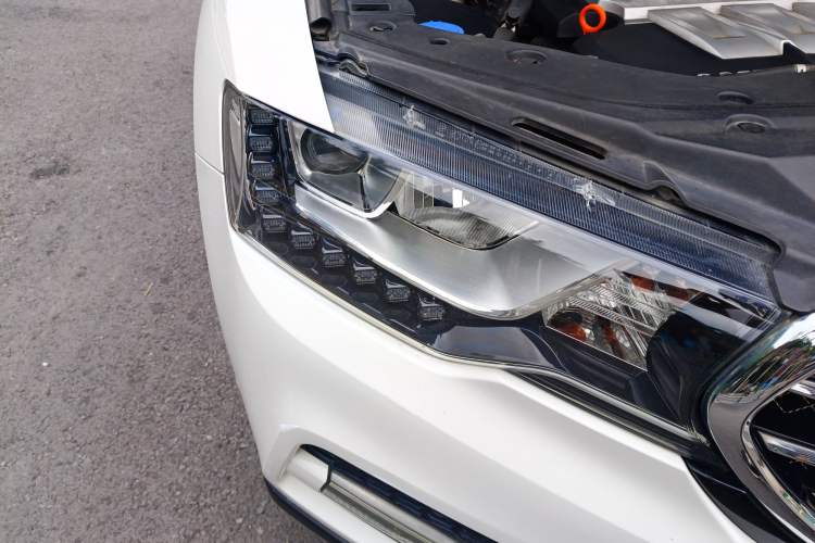 Used Haval H6 Coupe 2015 Blue Label 2.0T Manual Two-Wheel-Drive Elite Model
