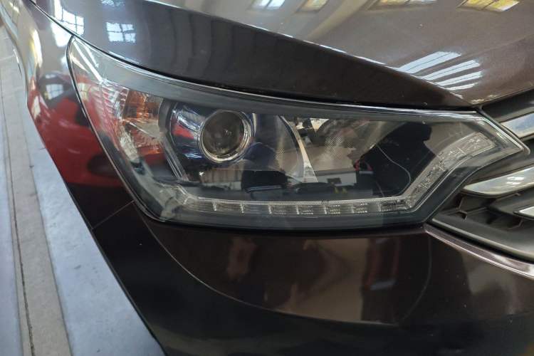Used Dongfeng Aeolus AX7 2016 2.0L Automatic Zhiyi Trim
