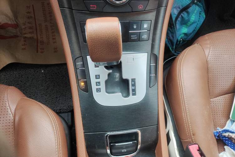 Used Luxgen Great 7 SUV 2012 Limited-Edition Sharp Model 2.2T Two-Wheel Drive Smart Version