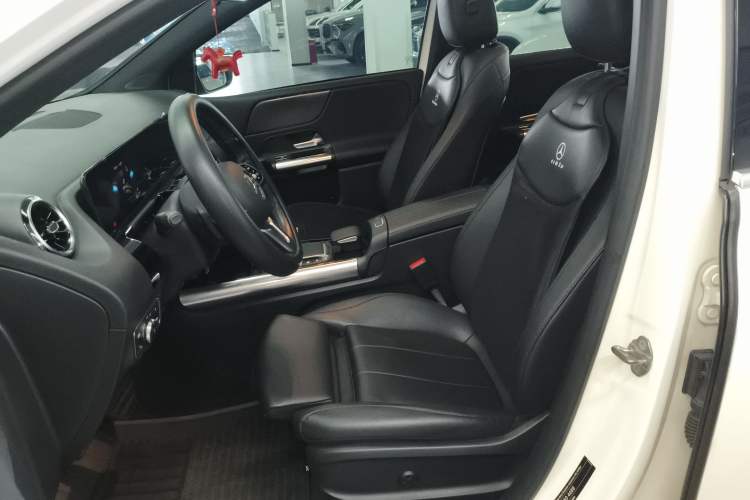 Used Mercedes-Benz B-Class 2021 B 200 Fashion Model Left Front Seat