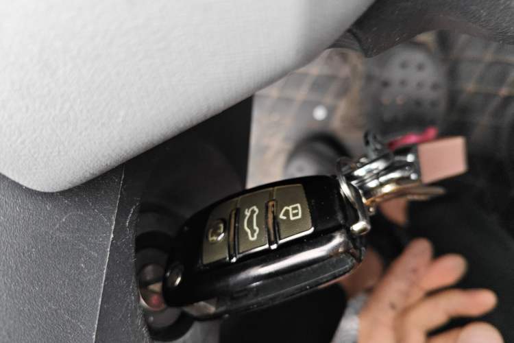 Used Chery QQ Ice Cream 2022 170km Sundae Phosphate Lithium-Ion
