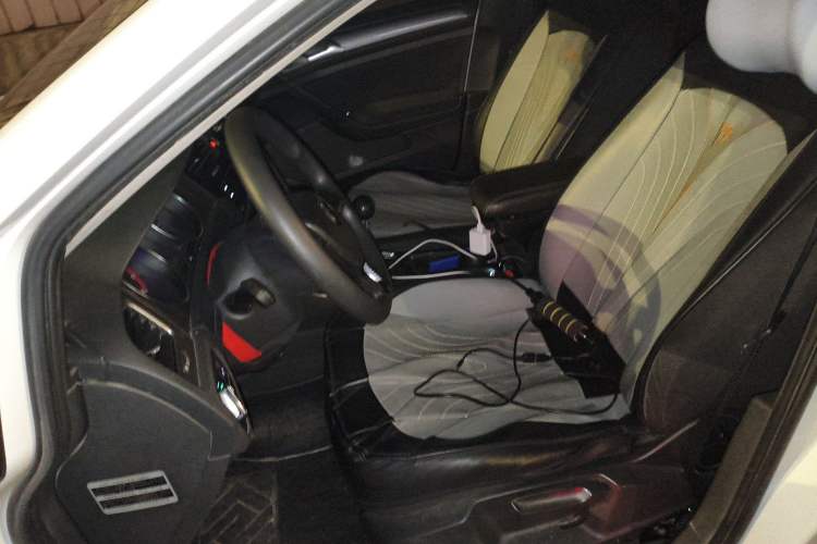 Used Volkswagen Golf 2014 1.6L Manual Fashion Edition